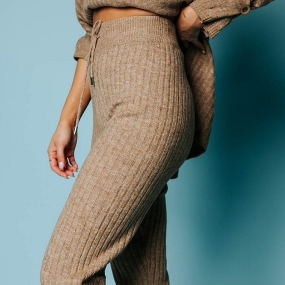 Free People Pants - Free People Around The Clock Joggers in Army NWT Size Small